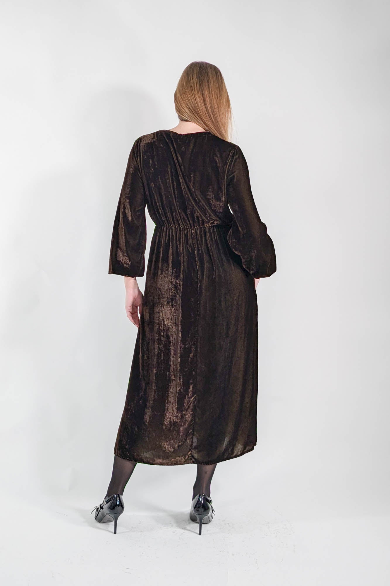 TENSIONE IN ABITO 8493V74 Moro