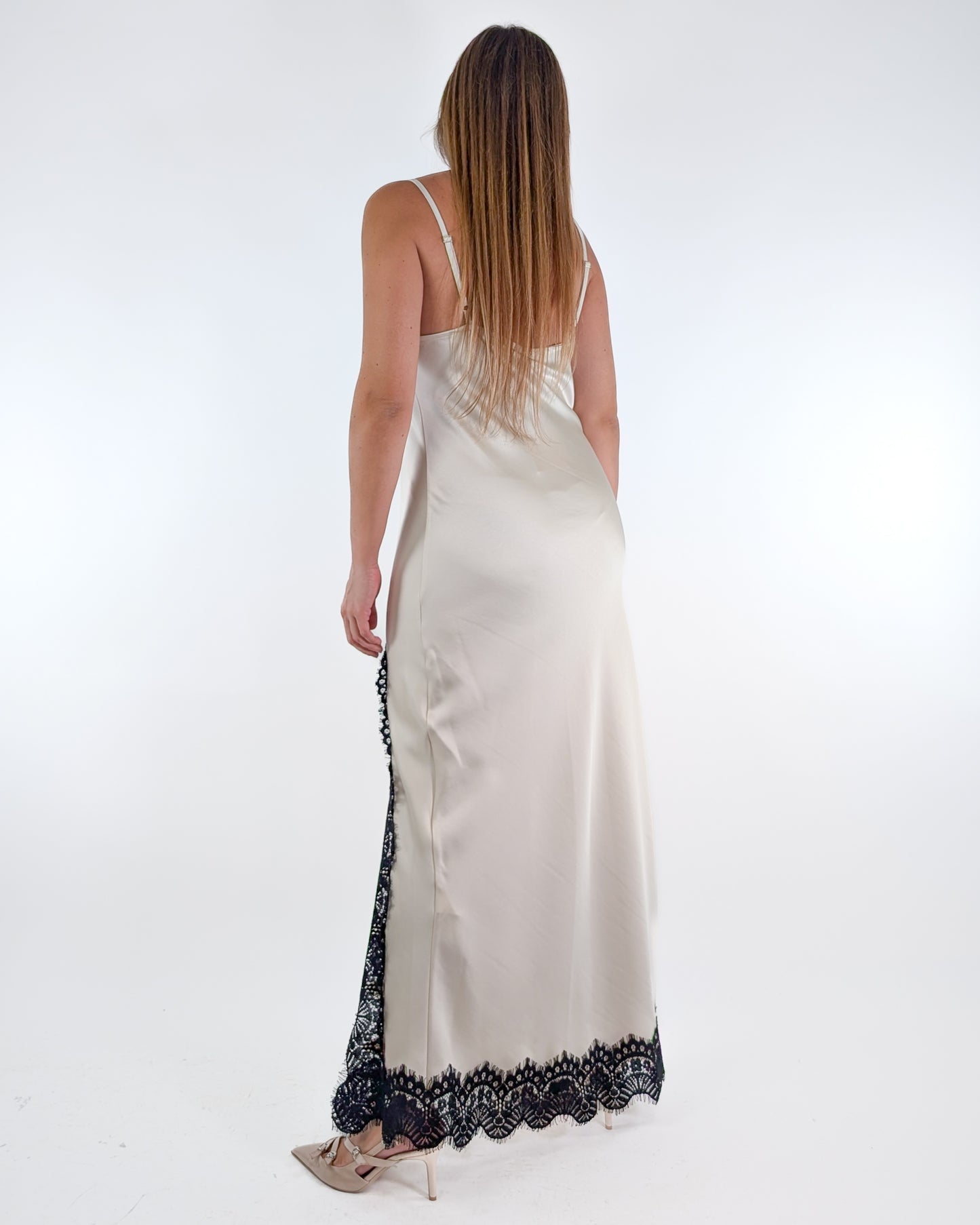 AI25 Tensione In Abito 37551 Avorio