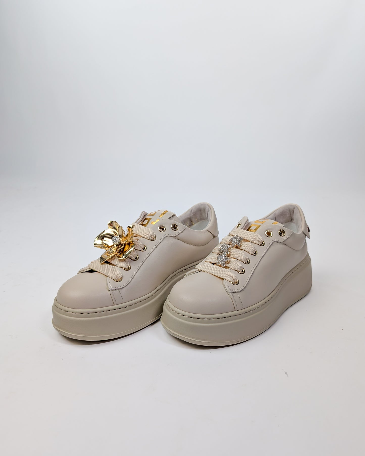 AI25 Gio+ Sneakers PIA426A Crema