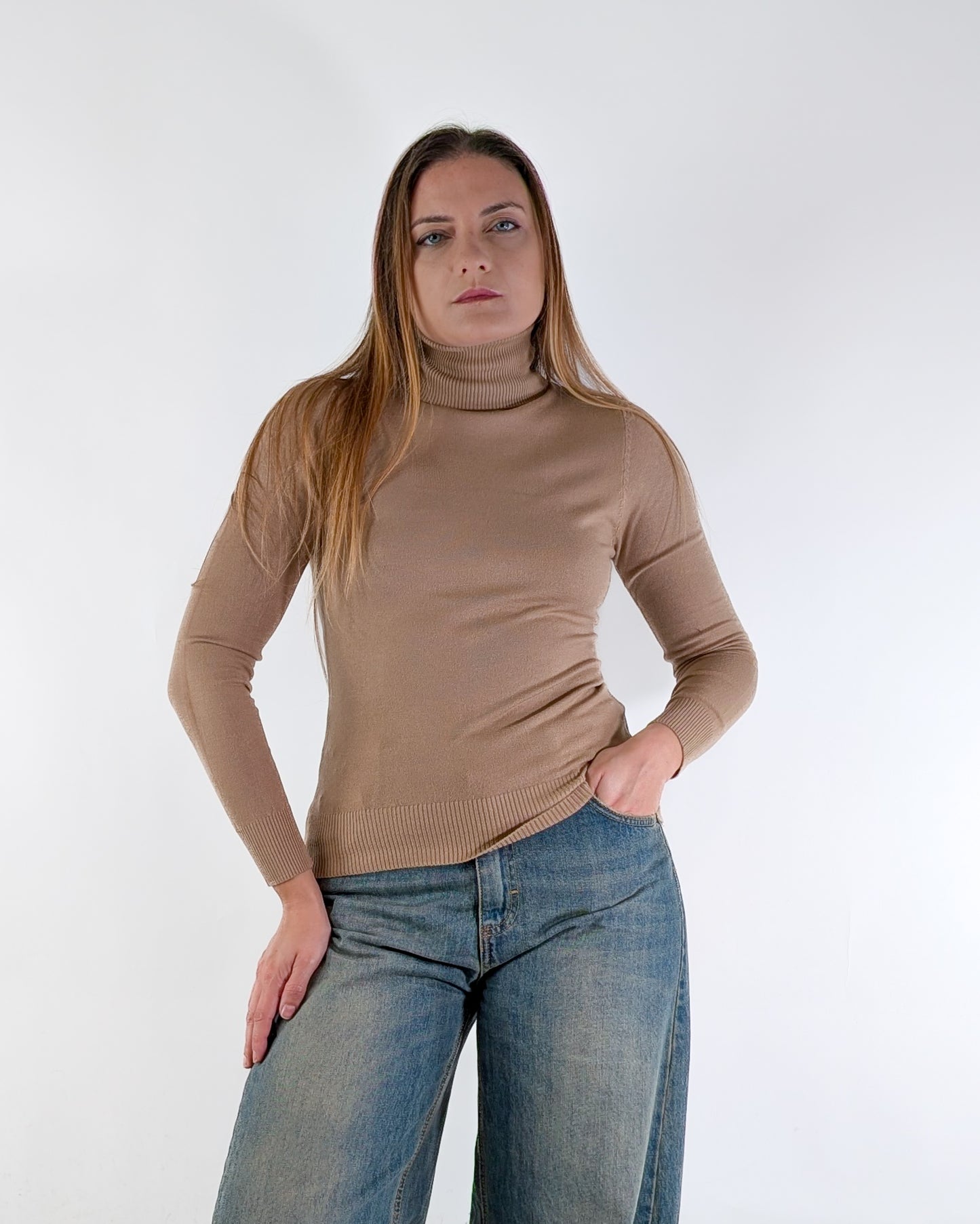 AI25 Susy Mix Maglia 250907 Cammello