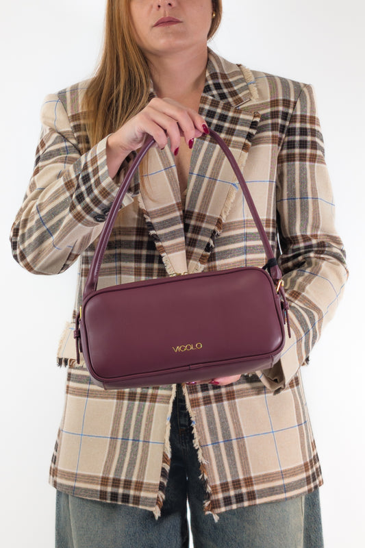AI26 Vicolo Borsa XAC0005 Vino